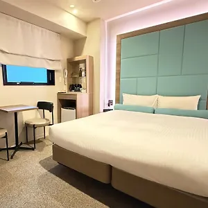 4* Hotel Doutonbori Crystal