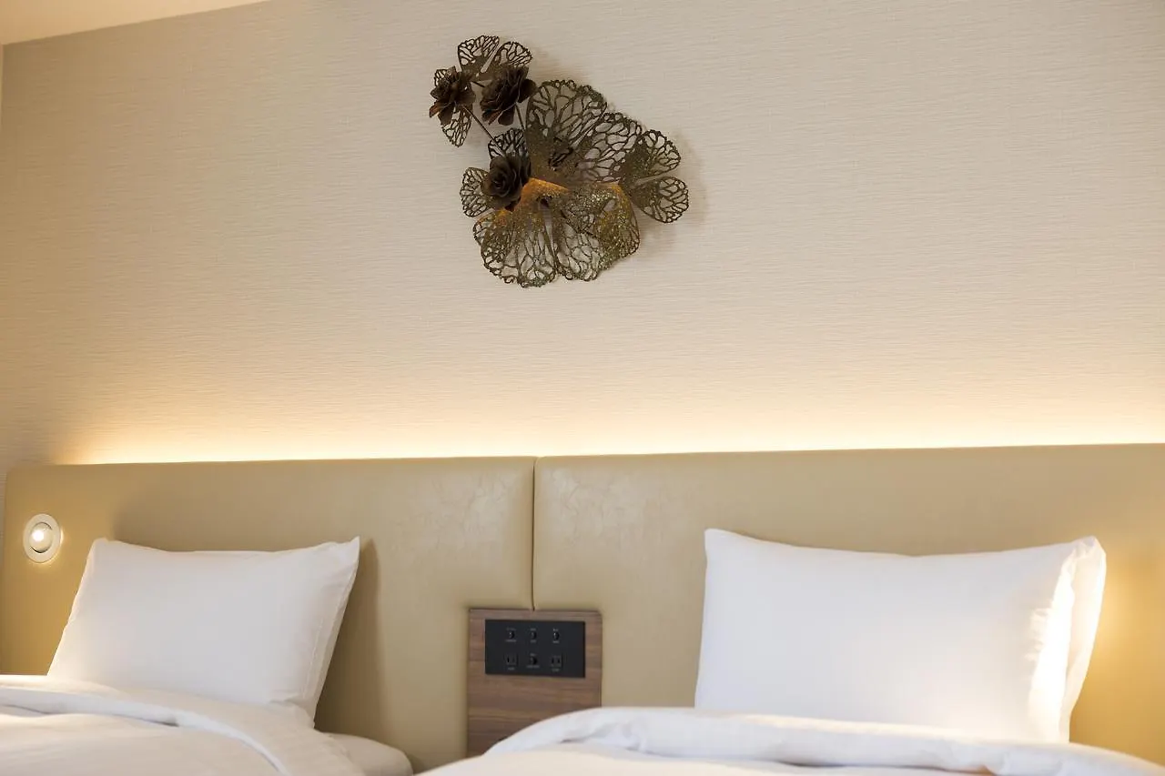 Premier Hotel Cabin President Osaka