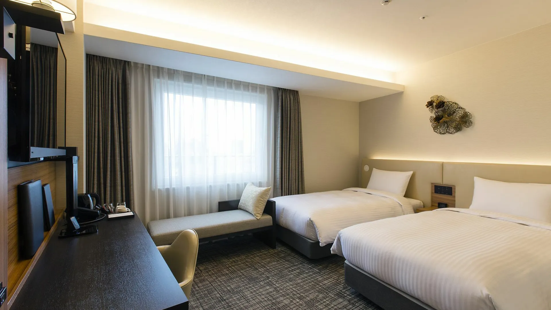 Premier Hotel Cabin President Osaka
