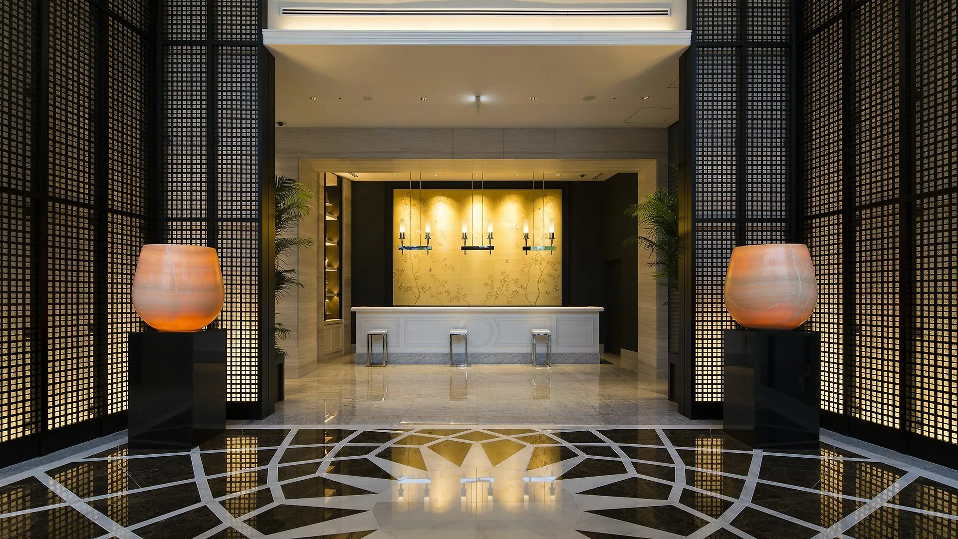 Premier Hotel Cabin President Osaka 4*,