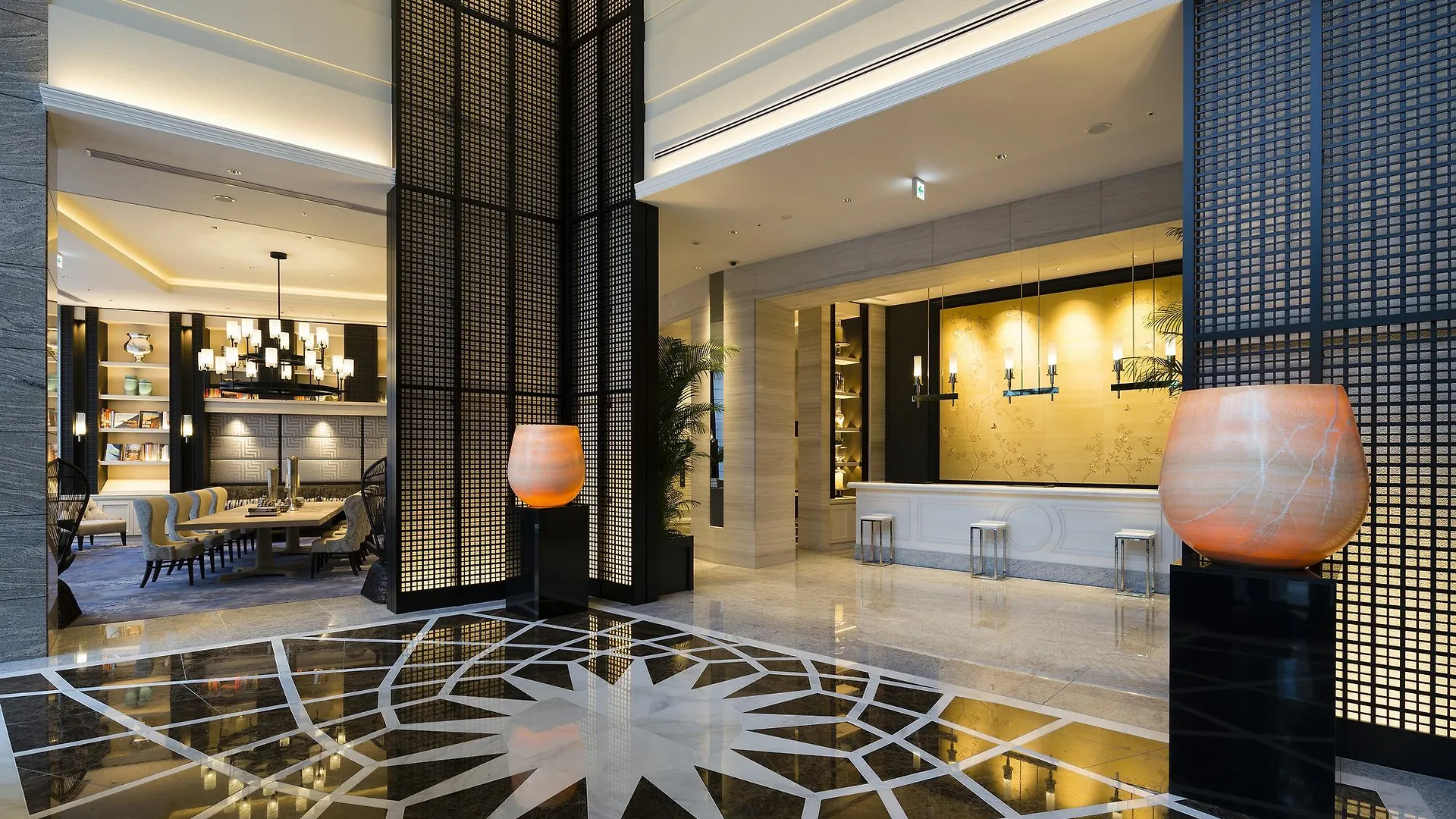 Premier Hotel Cabin President Osaka